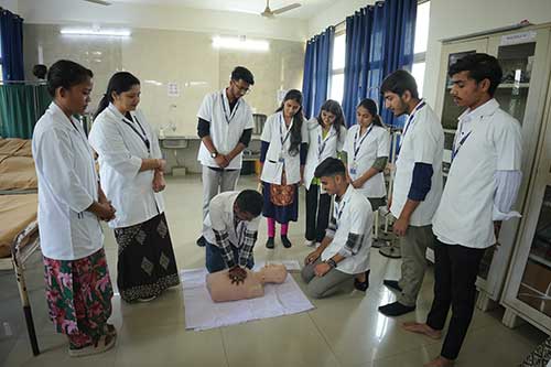 Nursing Foundation lab / Adult Health Nursing Lab